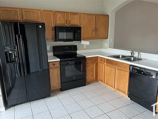 12924 Kings Crossing Dr — Photo 1