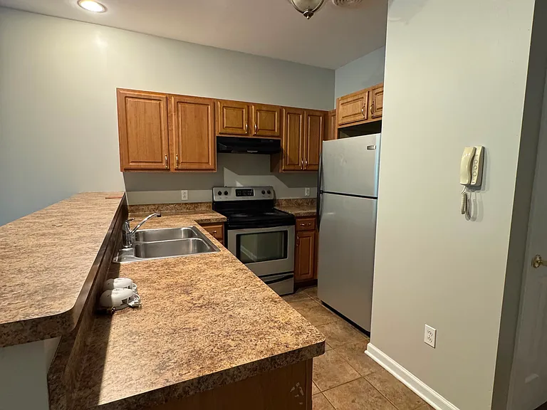 3400 E River Rd #2 — Photo 8