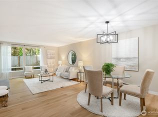 Forest Park Condo, Lake Forest Park, WA 98155