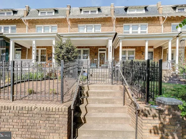 206 17th St NE, Washington, DC 20002