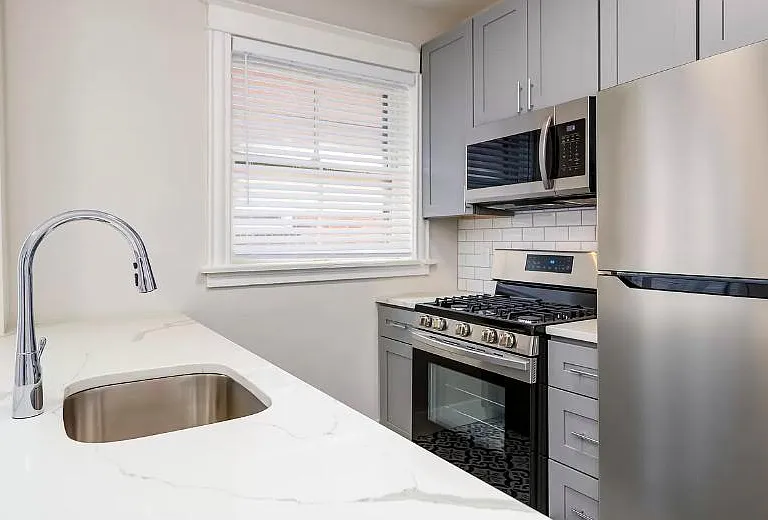 2047 Maury Ave #1-N — Photo 3