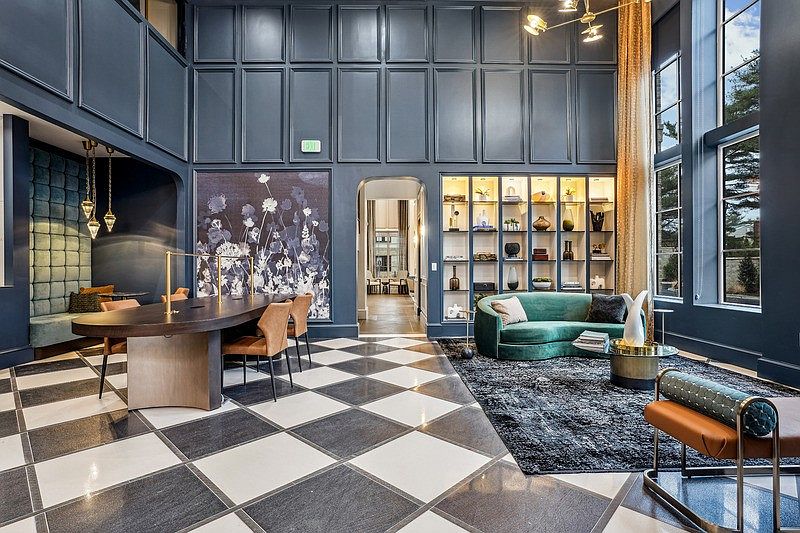 Florent Clubroom