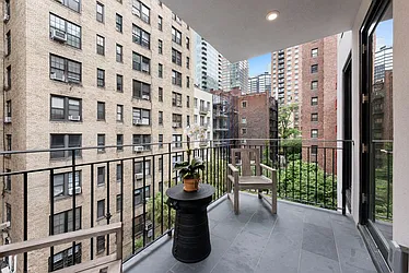 Rented by Nest Seekers International