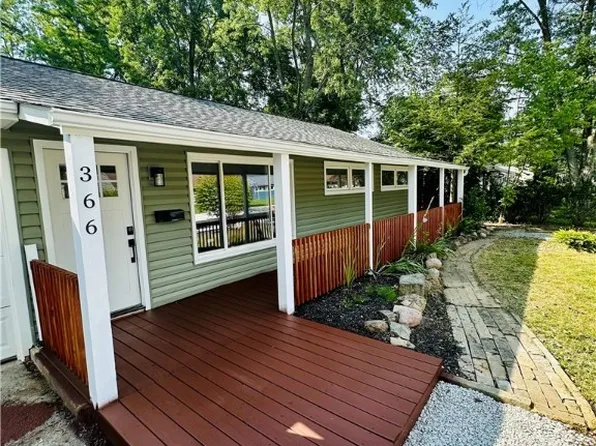 366 Adrian Dr, Berea, OH 44017