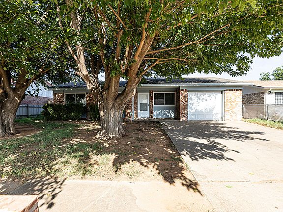 3rd image of 7406 Globe Ave
