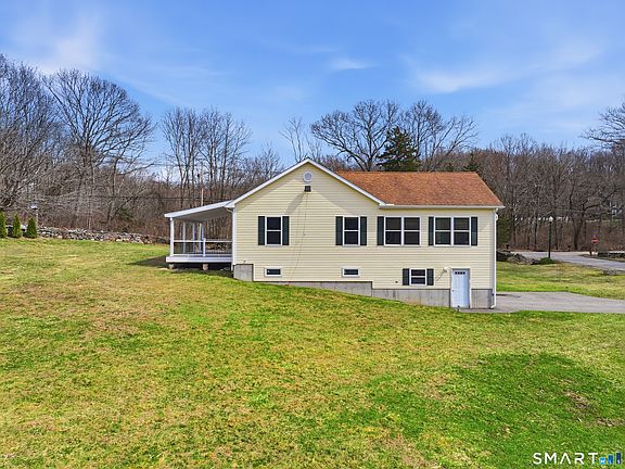 4th image of 178 Plain Hill Road