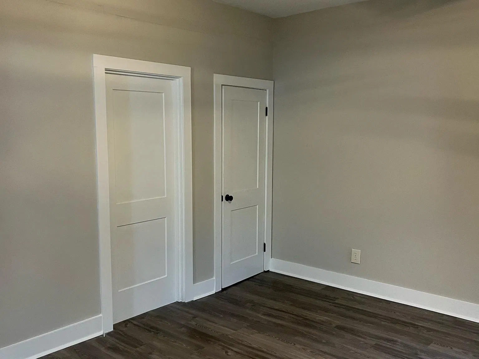 1 bed, 325 sqft, $885 — Photo 4
