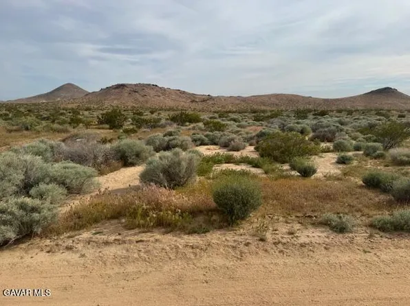 3350 Gillman Ave, Rosamond, CA 93560