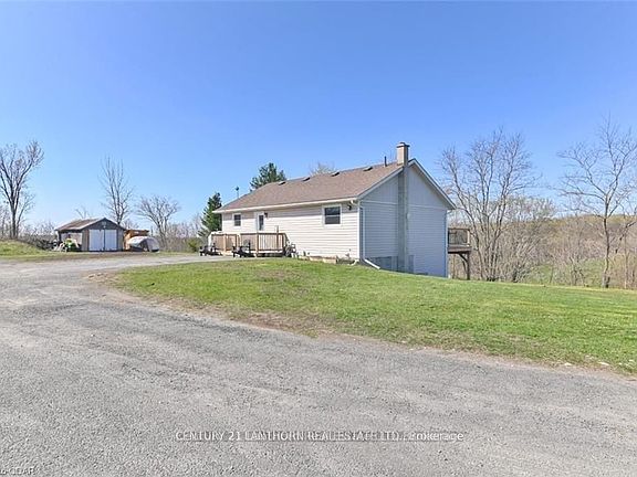 3rd image of 656 IA Cooper Rd