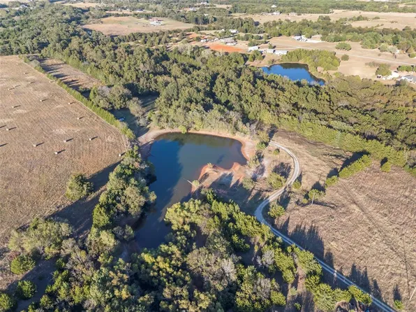 560112 E Etowah Rd, Noble, OK 73068