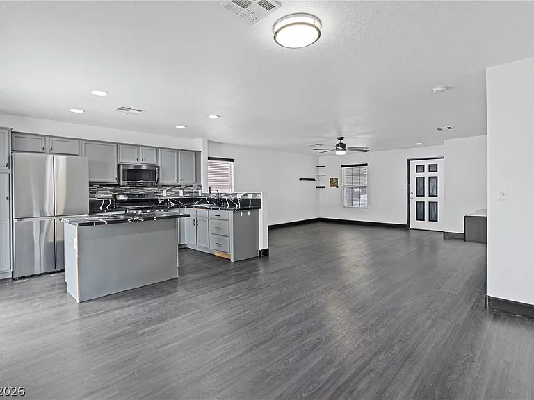 749 Salt Flats Cir — Photo 2