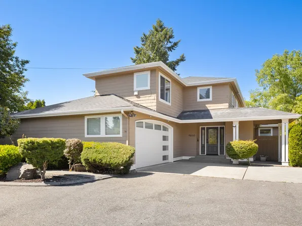 9630 NE 27th St, Bellevue, WA 98004