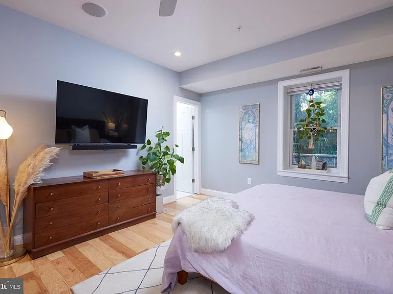 1444 Taylor St NW #1 — Photo 21