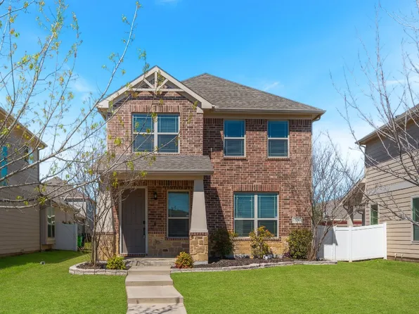 729 Hartsfield St, Aubrey, TX 76227