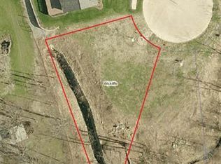 Green Ridge Dr, Wickliffe, OH 44092