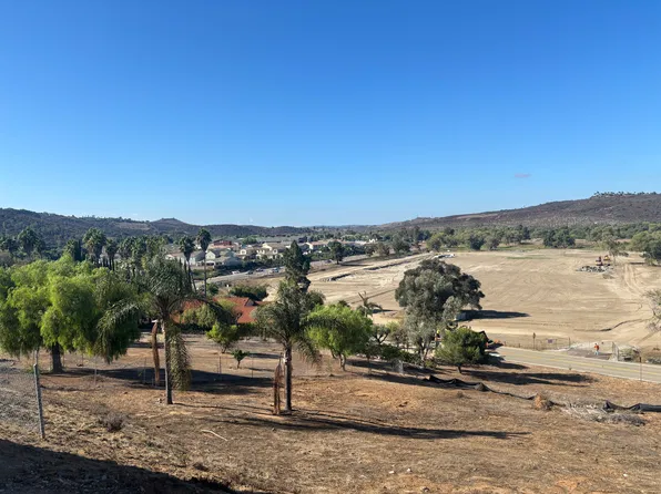 5404 Fairgreen Way #B, Bonsall, CA 92003