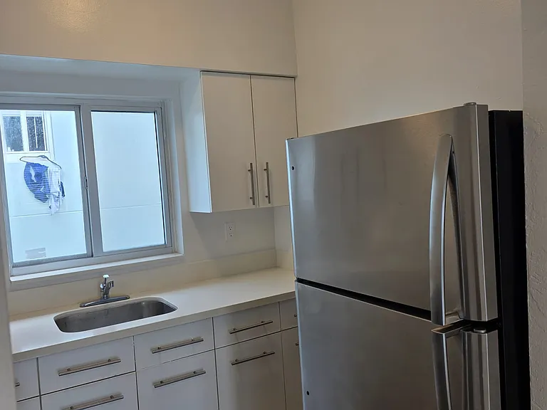 1101 Euclid Ave #14 — Photo 3
