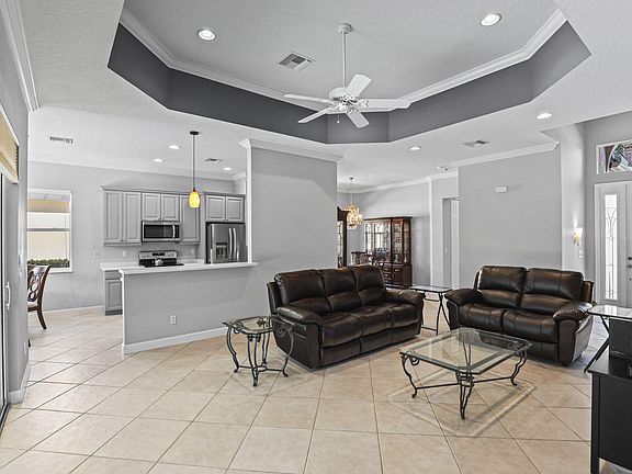 5th image of 9148 Pumpkin Ridge