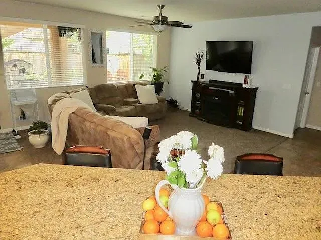 693 Kaweah Ave — Photo 20