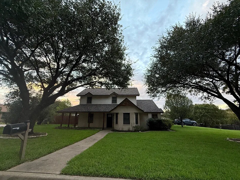 1020 Radisson Dr