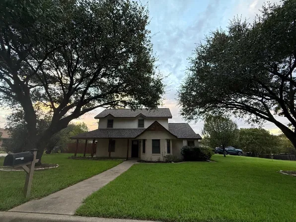 1020 Radisson Dr, Hewitt, TX 76643