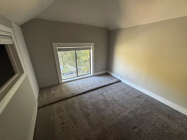 747 Barnett St NE #3 — Photo 14