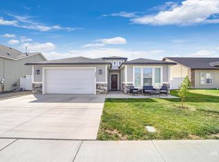 2447 Village St, Twin Falls, ID 83301
