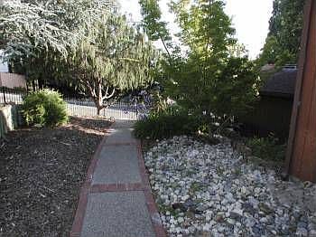 4th image of 100 Kathy Ellen Ct