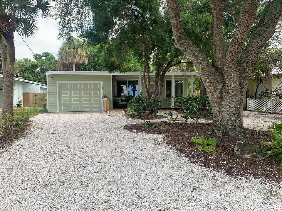 1st image of 5249 Avenida Del Mare