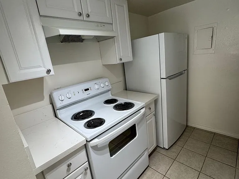 2631 Spinnaker Ave — Photo 6
