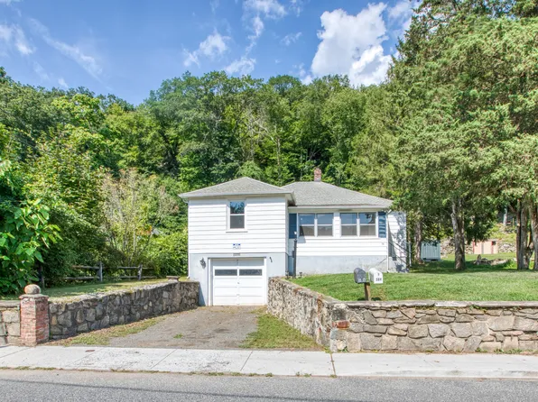 38 Woodside Avenue, Seymour, CT 06483
