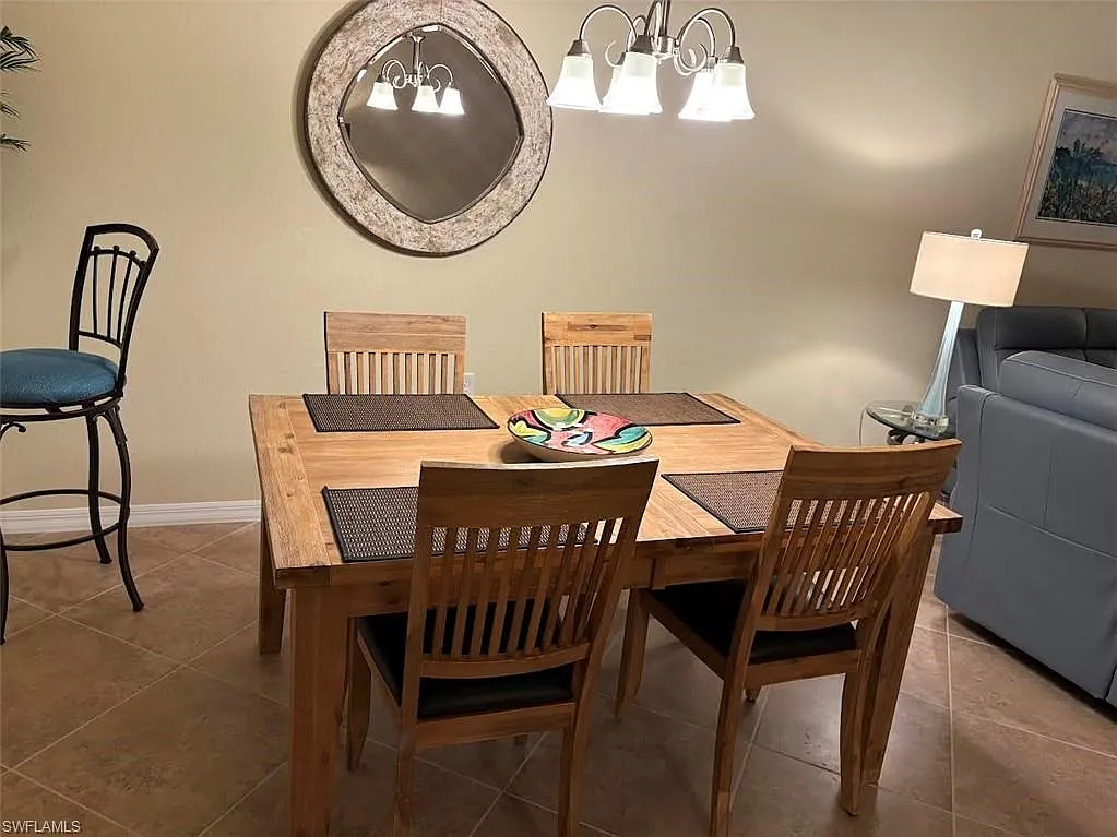 2 bed, 2.0 bath, 1122 sqft, $6,500 — Photo 4
