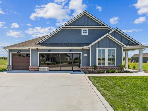 200 W Boxthorn Dr, Andover, KS 67002