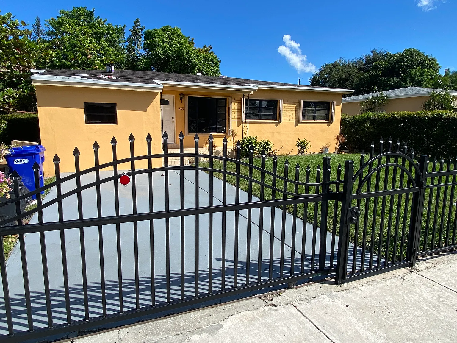 4 bed, 1800 sqft, $4,000 — Photo 2
