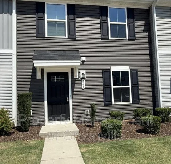 103 Fernside Ct — Photo 1