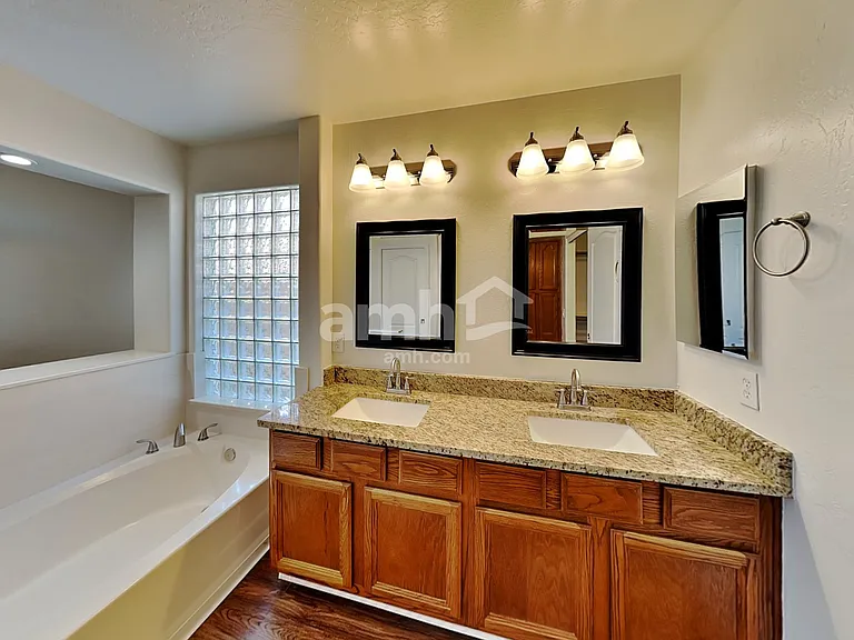 13149 W Monte Vista Dr — Photo 11