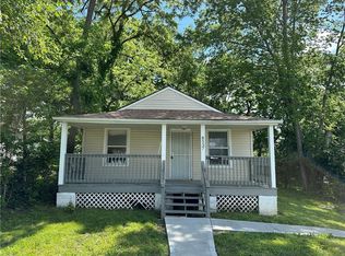 8537 Wayne Ave, Kansas City, MO 64131