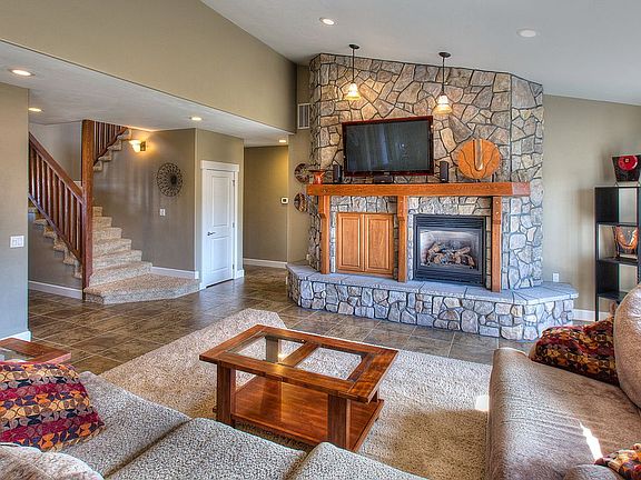 4th image of 21674 E Glover Ln