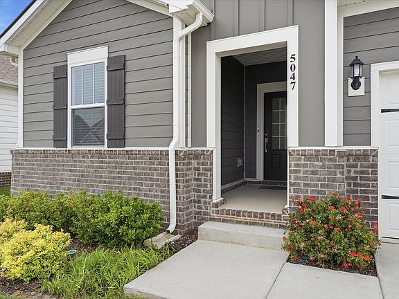 5th image of 5047 Mifford Dr