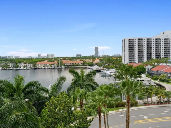 21055 NE Yacht Club Dr #707, Miami, FL 33180