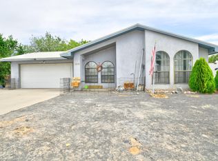 1070 Peach Ct SE, Los Lunas, NM 87031