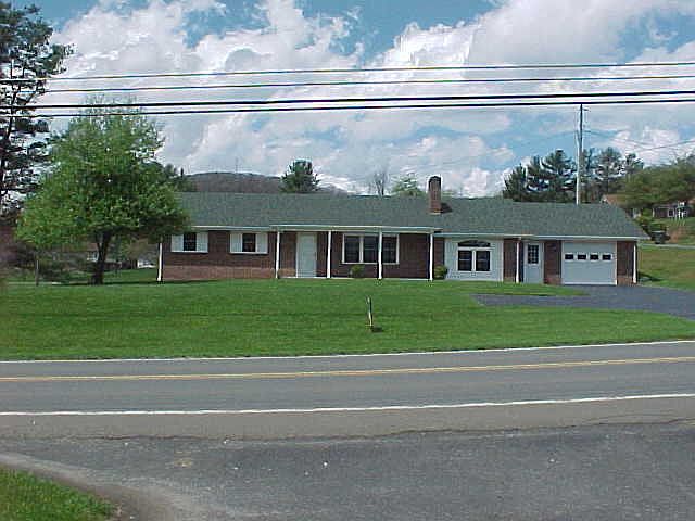 1st image of 267 E Whitehead St