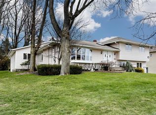 13 Briarcliff Dr, Monsey, NY 10952