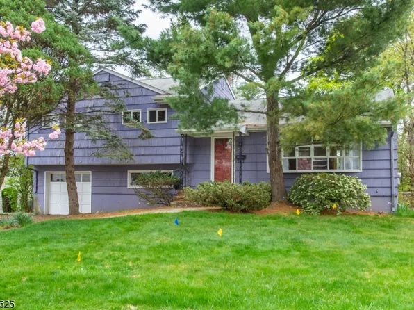 87 Anderson Dr, Clifton City, NJ 07013