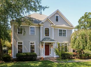 4 Allen Rd, Norwalk, CT 06851