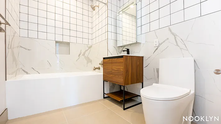 Rented by Nooklyn NYC LLC | media 104