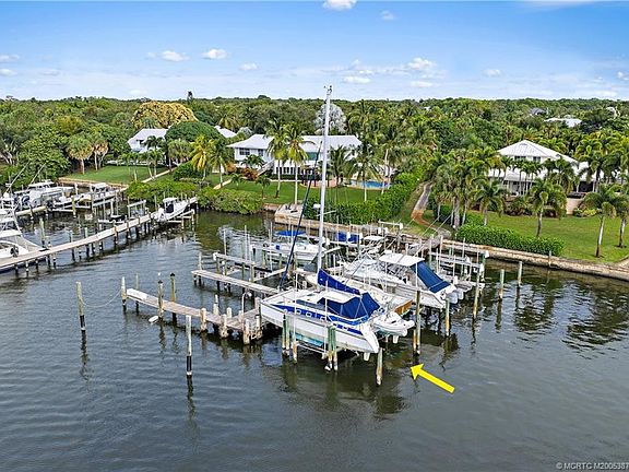 2nd image of 4723 SE Cheerio Way