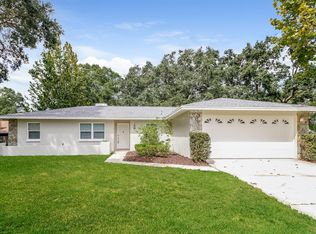 23200 Whitney Pl, Land O Lakes, FL 34639