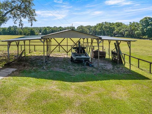 20551 SE 80th St, Morriston, FL 32668
