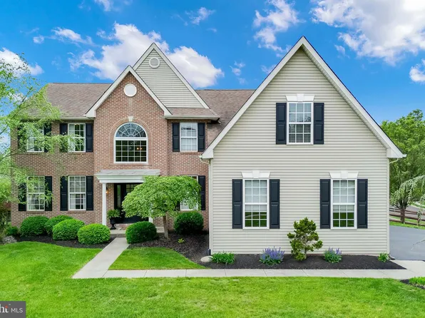 3 Durham Cir, Schwenksville, PA 19473